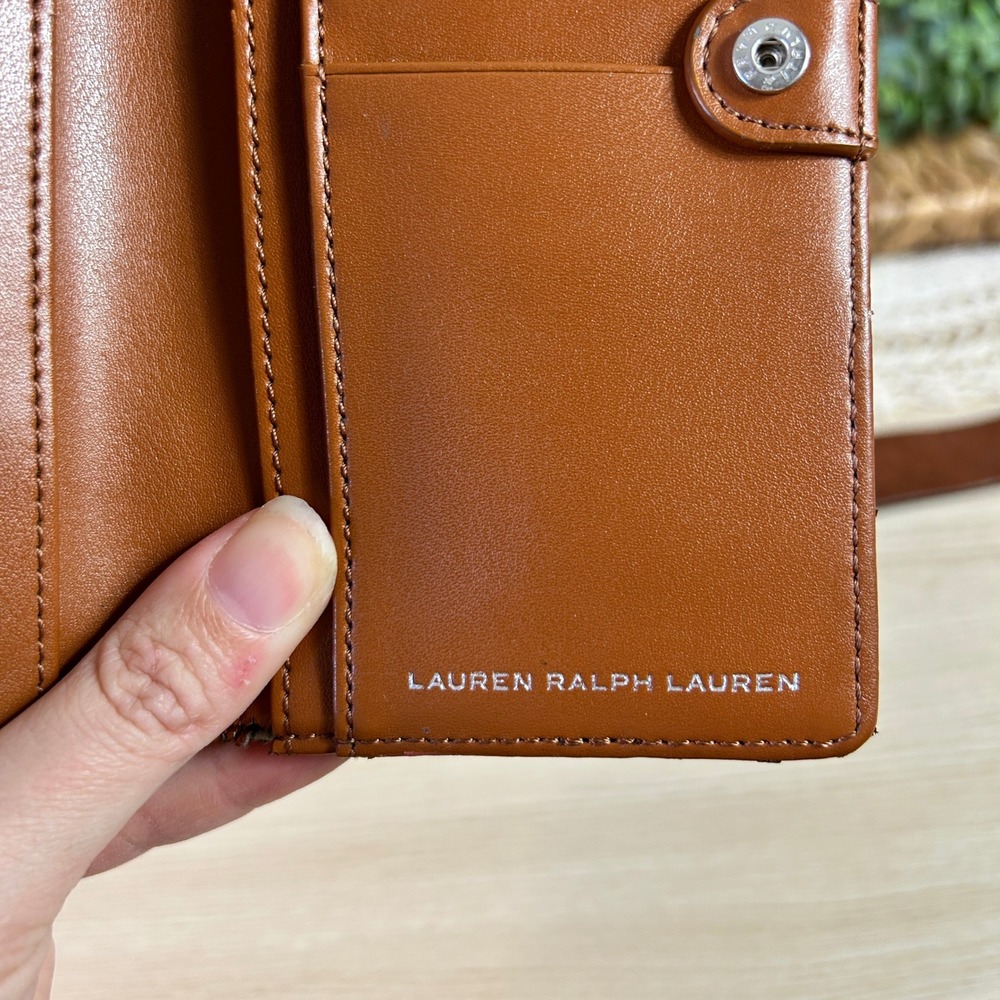 Vintage Lauren Ralph Lauren Patent Leather Bi Fold Wallet Tan Clutch Card Holder - Picture 9 of 10